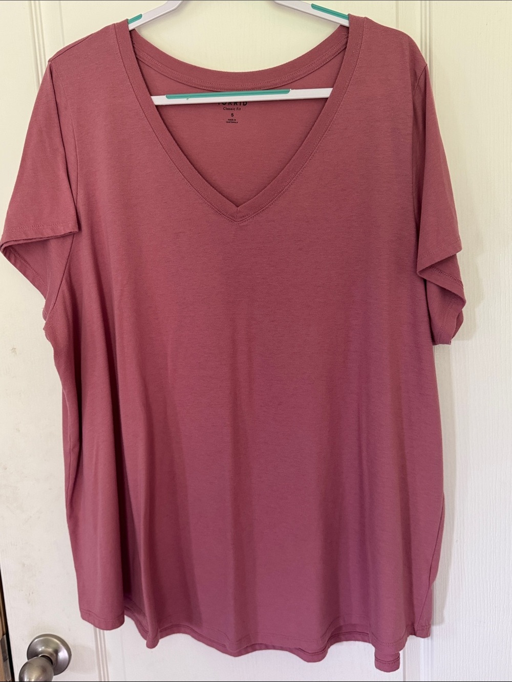 torrid Dusty Rose V-Neck Short Sleeve Tee